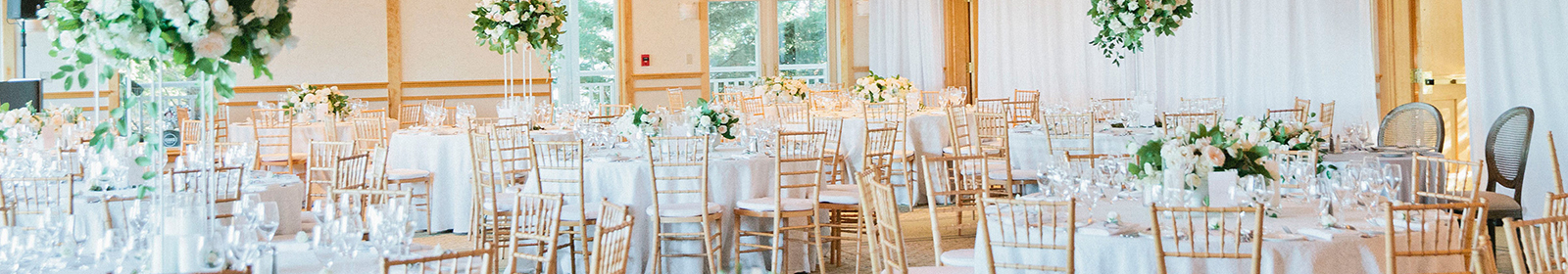 Elegant banquet tables at Cape Cod wedding venue